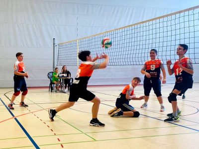 U14 gegen U14 Volleyball_bearbeitet